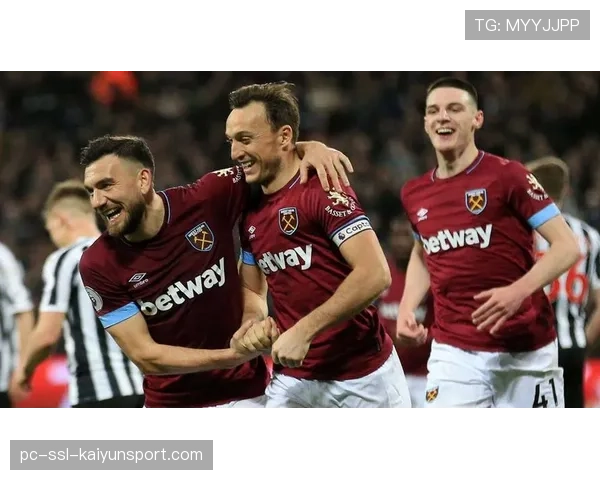 传闻:沃尔夫斯堡中卫拉克鲁瓦已与英超西汉姆联达成夏季转会初步协议 传闻:沃尔夫斯堡中卫拉克鲁瓦已与英超西汉姆联达成夏季转会初步协议